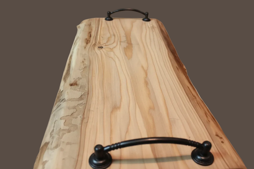 Planche de service en bois - plateau de charcuterie artisanal – 46 cm x 23 cm - WoolWood Dream
