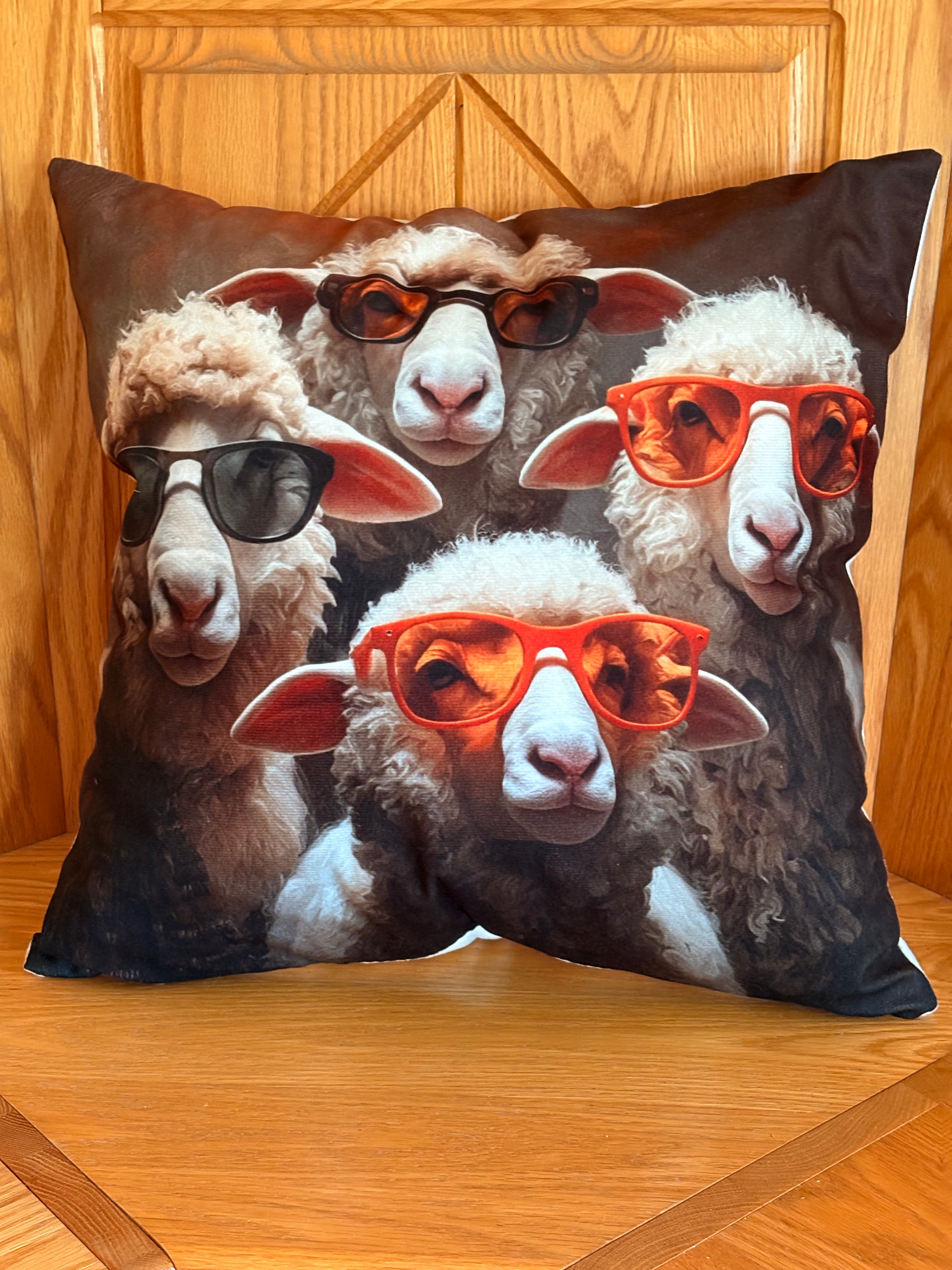 🐑 Coussin décoratif en laine – Le Gang des Moutons Stylés